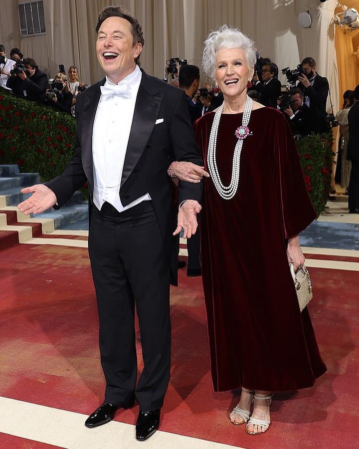 L'anniversaire d'Elon Musk et sa mère lui souhaite un joyeux anniversaire mais pas sur Twitter