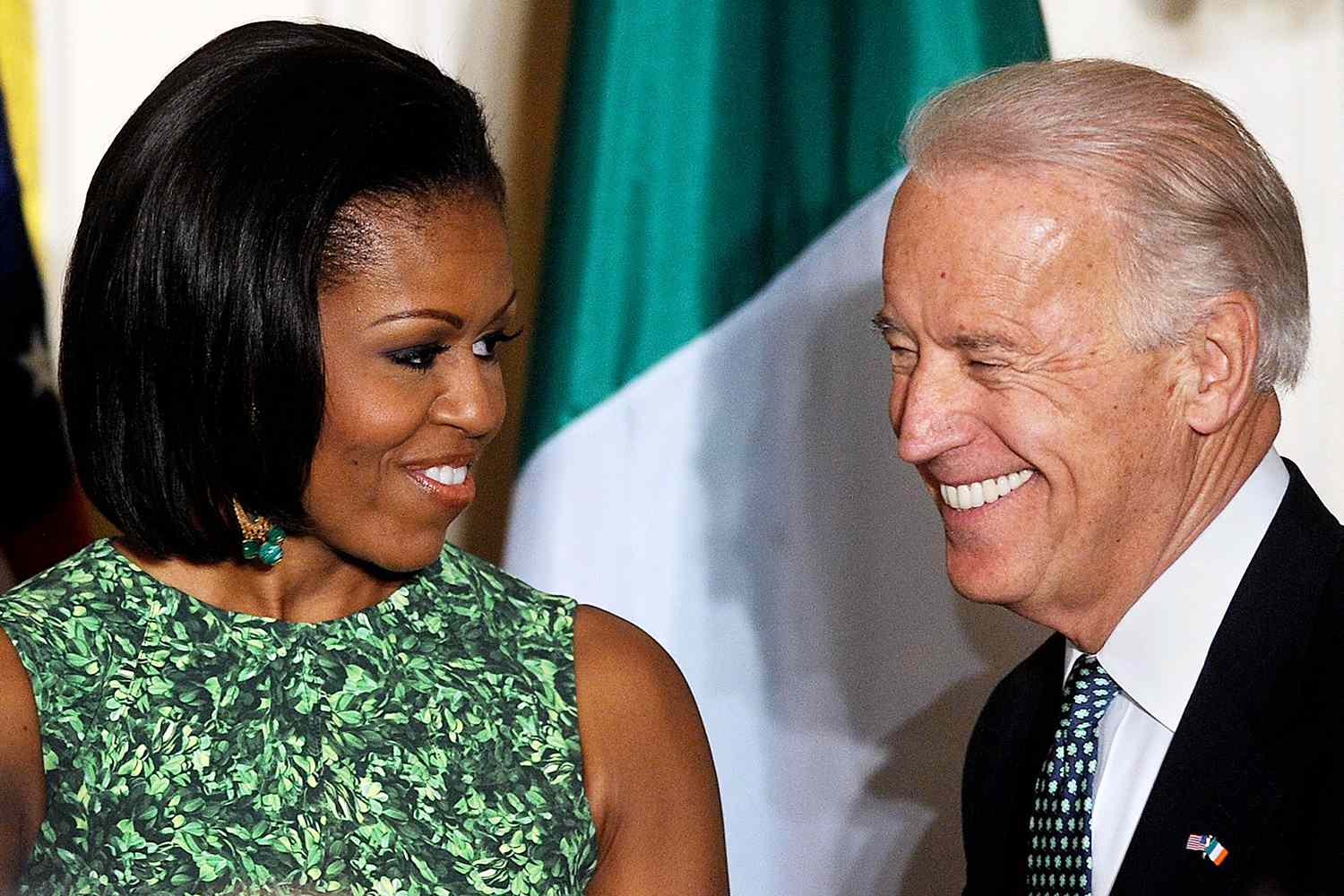 michelle obama y joe biden