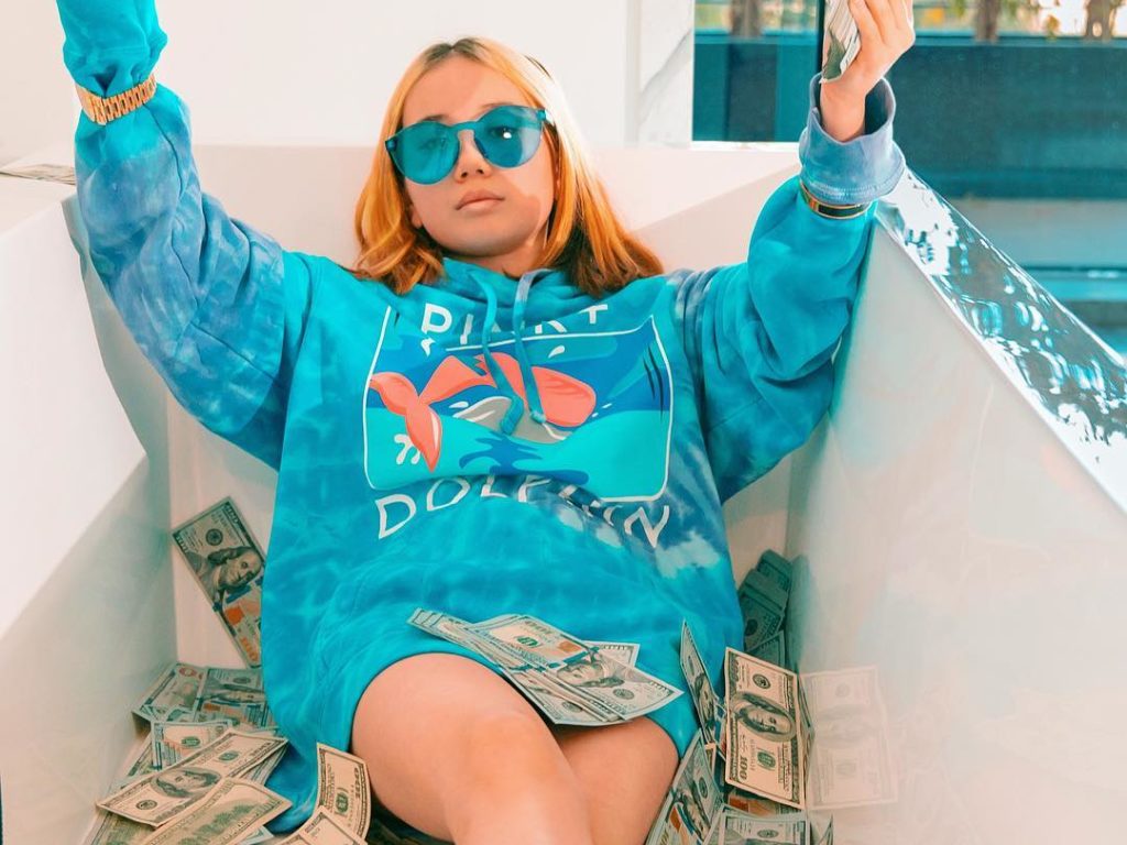 Morta la rapper e influencer Lil Tay