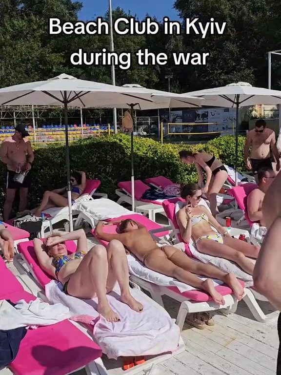 Controversia de la guerra en la playa de Kiev