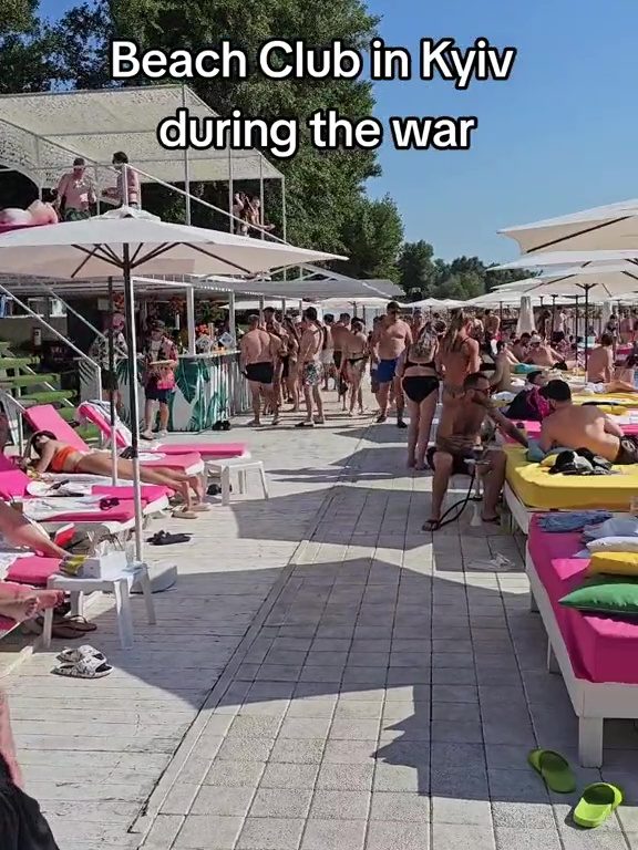 Controversia de la guerra en la playa de Kiev