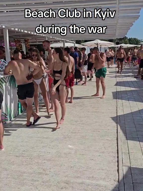 Controversia de la guerra en la playa de Kiev