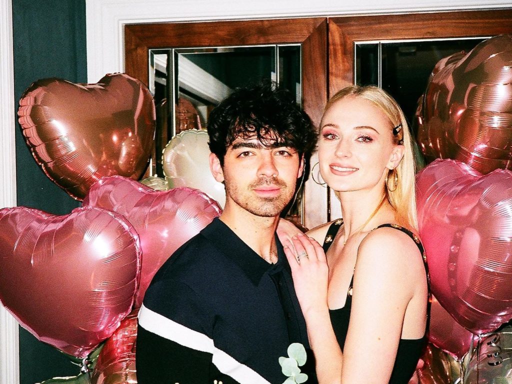 Joe Jonas divorzia da Sophie Turner, colpa di quello che ha visto al videocitofono