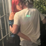 La poco "elegante" mano di Vittoria Ceretti nelle mutande di Leonardo DiCaprio