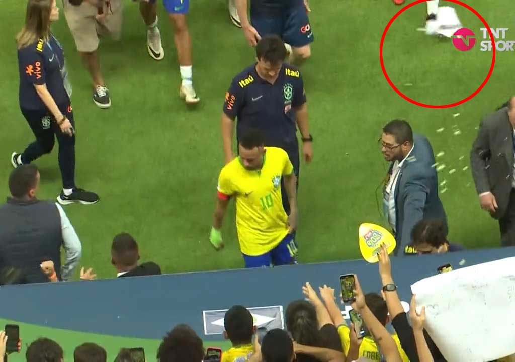 I popcorn fanno litigare Neymar con tutto il Brasile