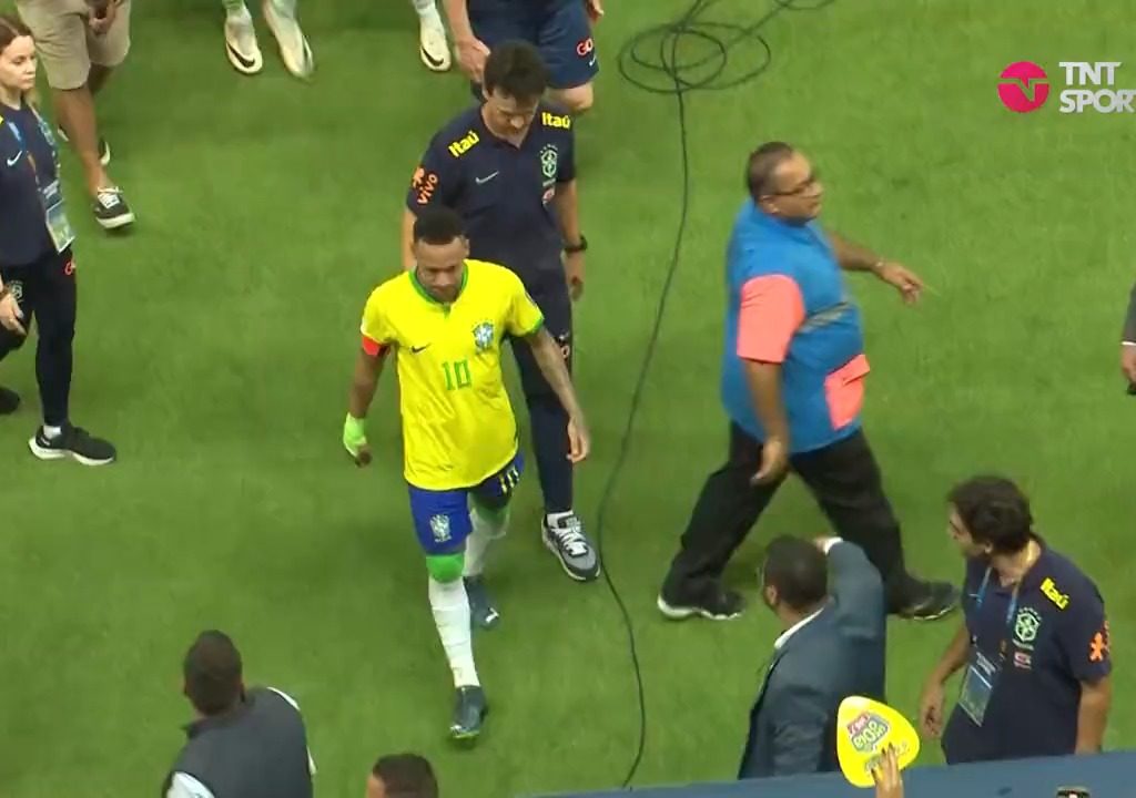 Las palomitas hacen que Neymar discuta con todo Brasil