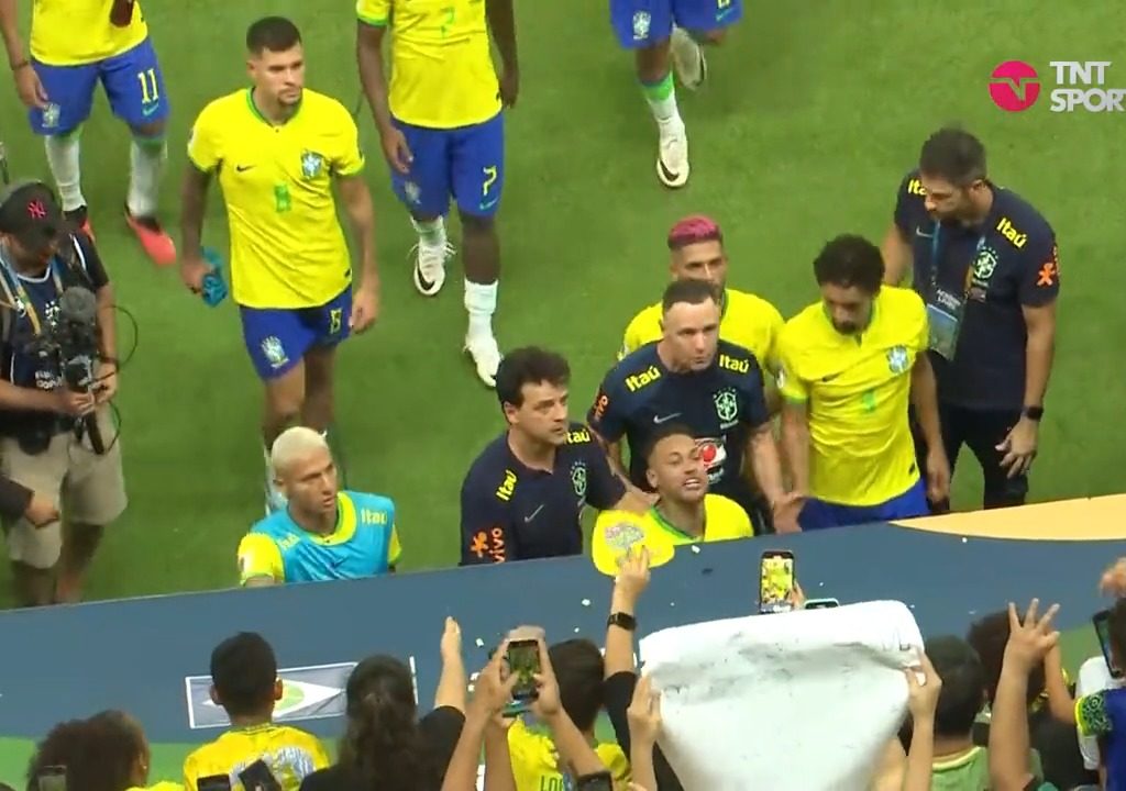 Las palomitas hacen que Neymar discuta con todo Brasil