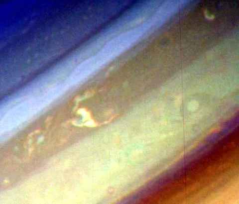 Los anillos de Saturno están a punto de desaparecer: la NASA explica el fenómeno