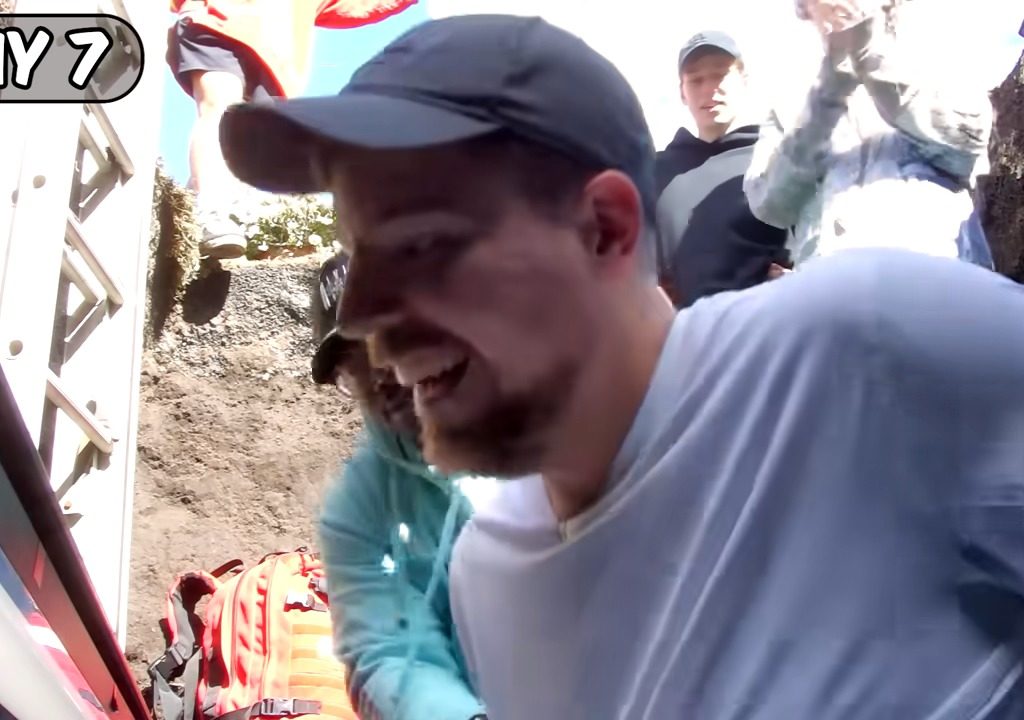 YouTuber MrBeast est enterré vivant pendant une semaine pour un nombre record d'abonnés