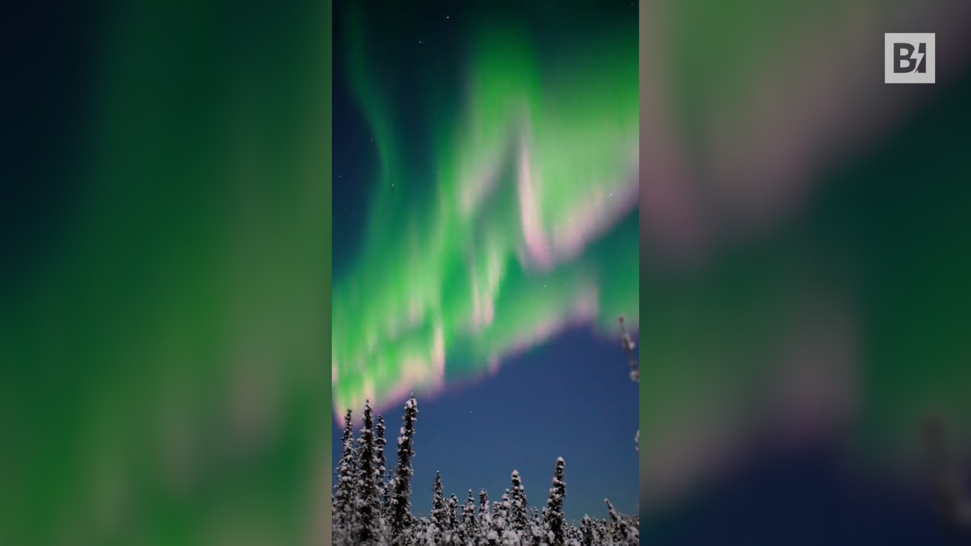 Espectacular “aurora de sandía” ilumina el cielo de Alaska