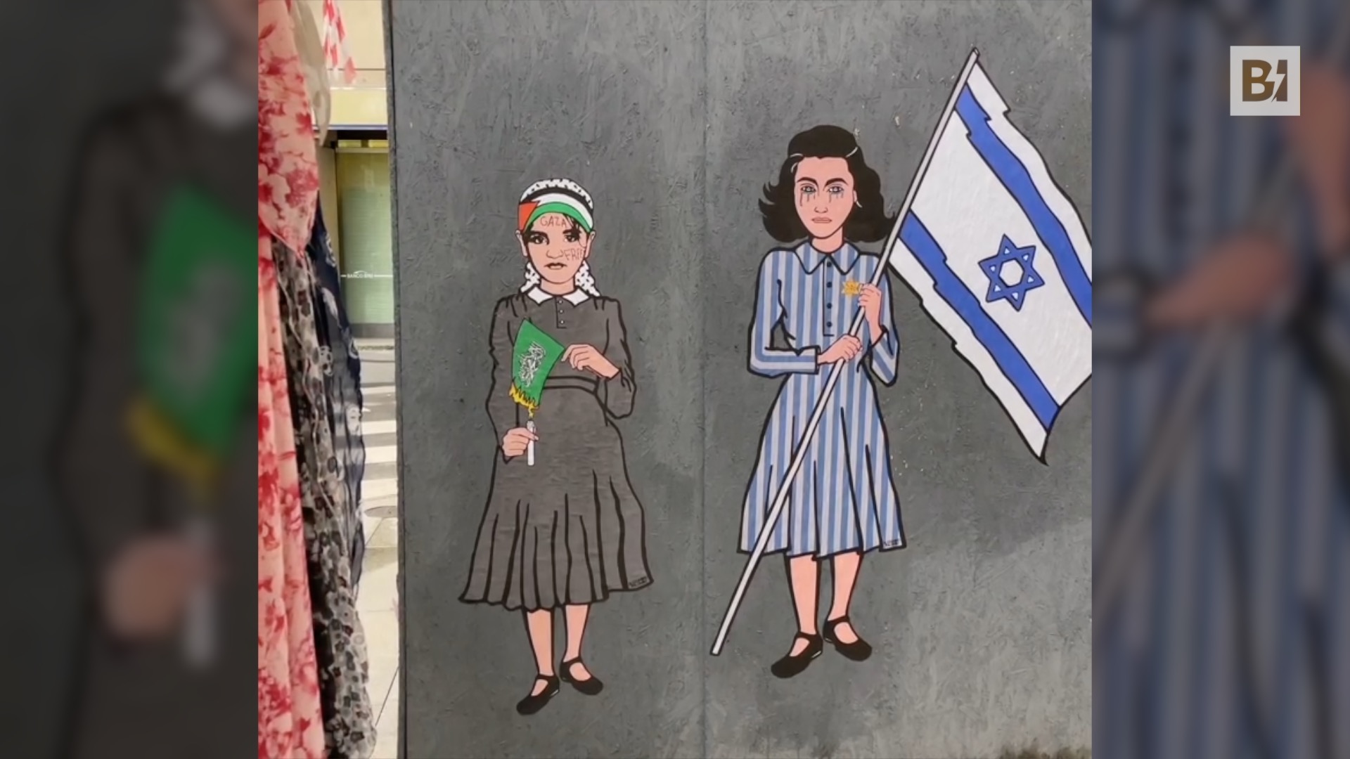 En Milán, Ana Frank llora con una niña…