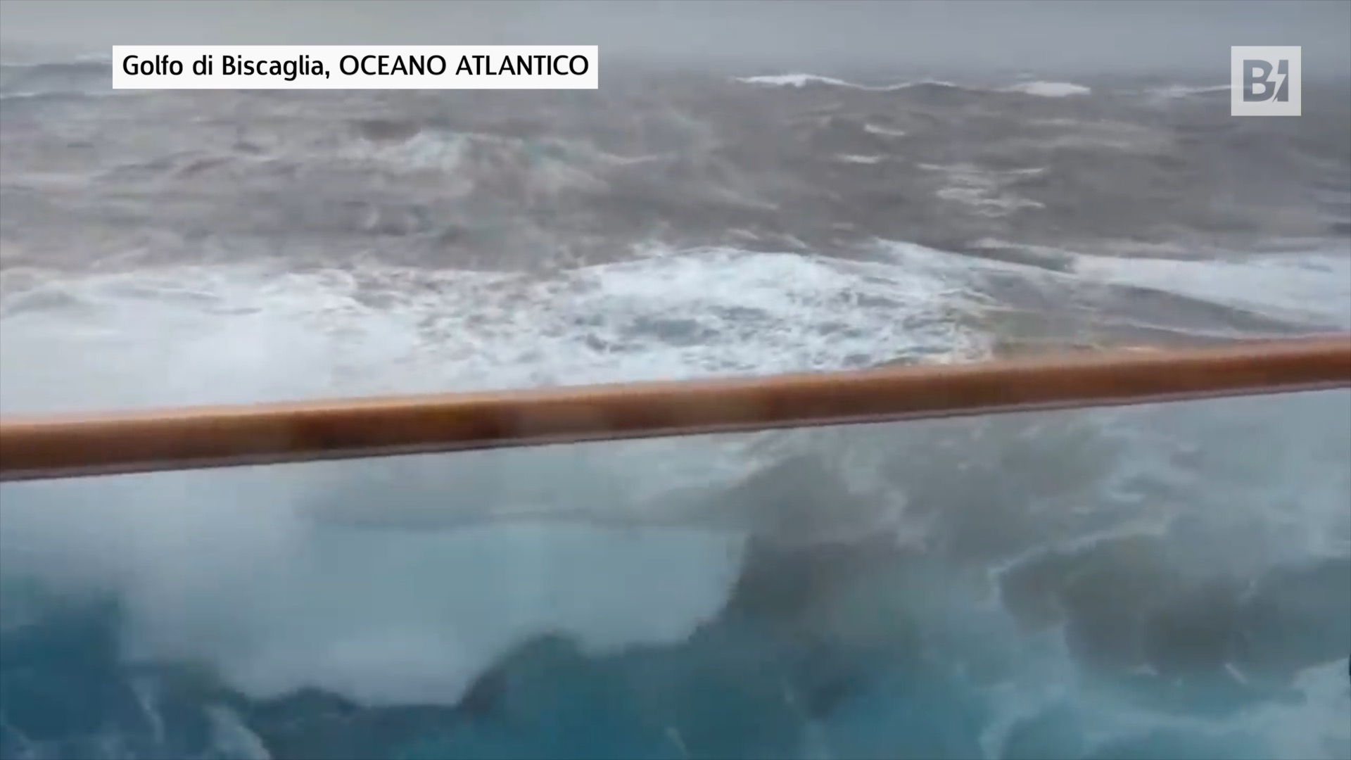 Crucero se topa con tormenta: Terror…