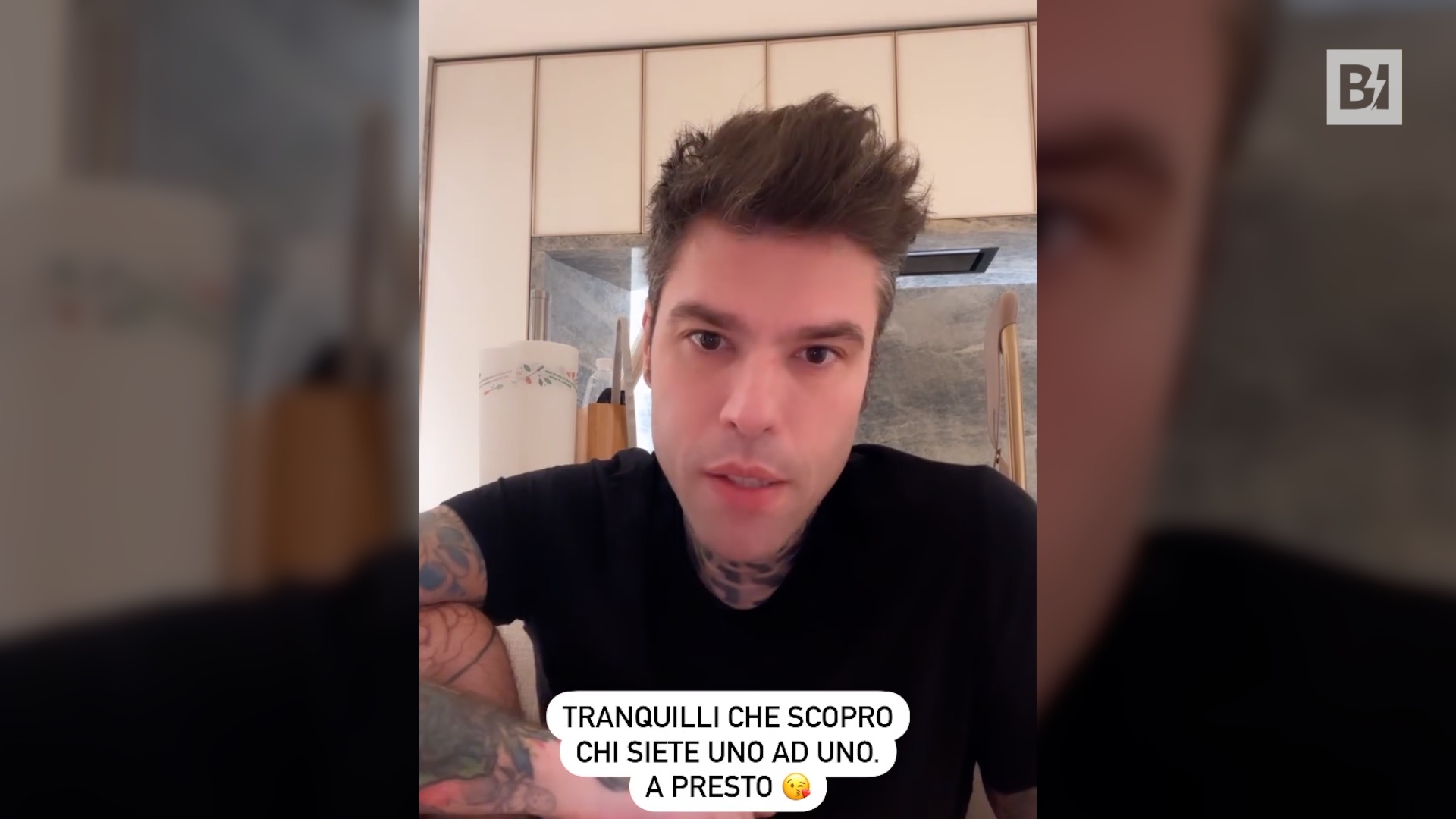 Sui social augurano la morte a Leone: Fedez…