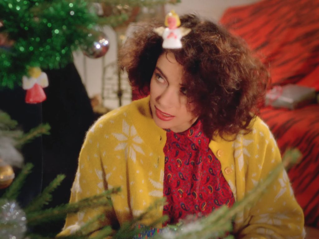 "Last Christmas" premier dans les charts : mais qu'est-il arrivé à la brune dans la vidéo ?