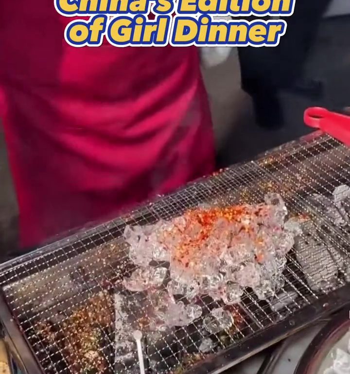 Cubitos de hielo a la parrilla, la nueva tendencia loca de la comida callejera