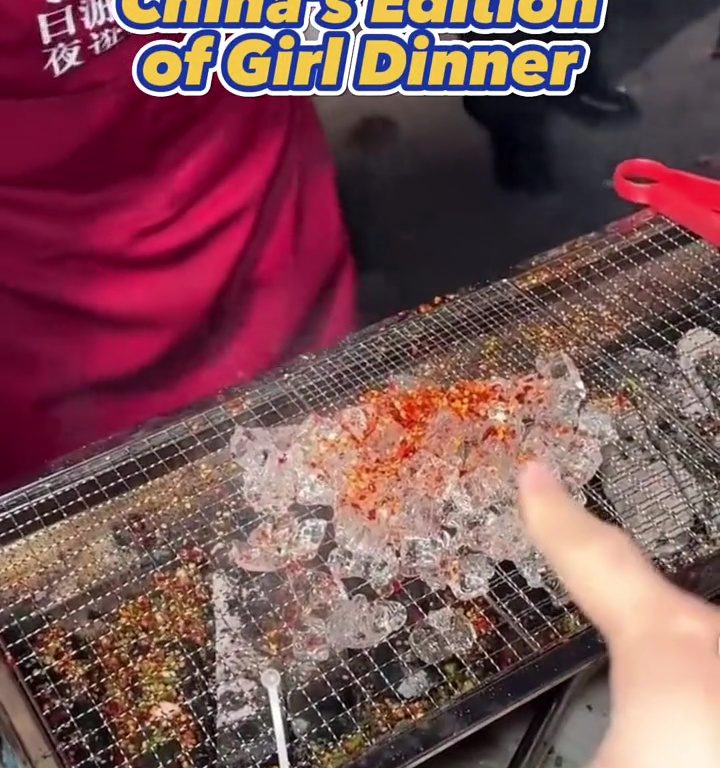 Cubitos de hielo a la parrilla, la nueva tendencia loca de la comida callejera