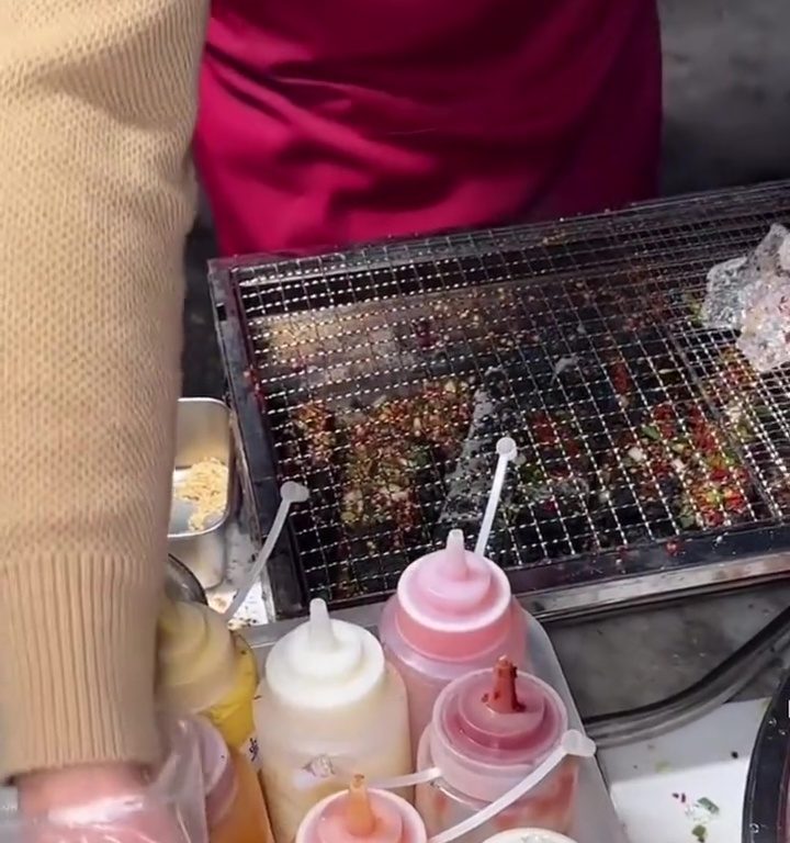 Cubitos de hielo a la parrilla, la nueva tendencia loca de la comida callejera