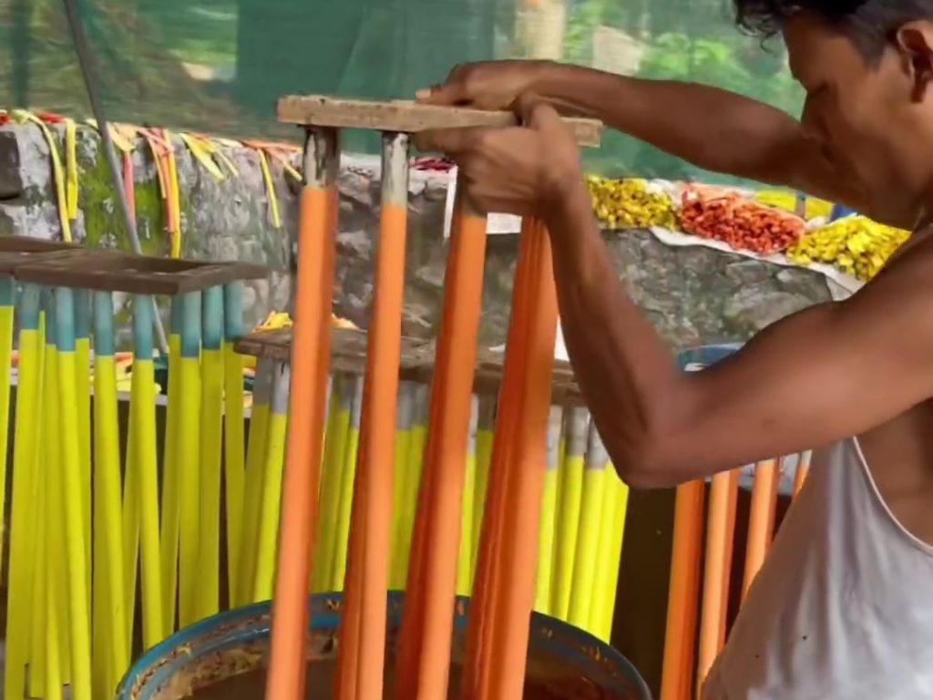 ¿Cómo se hacen las bandas elásticas? El vídeo de la producción se vuelve viral