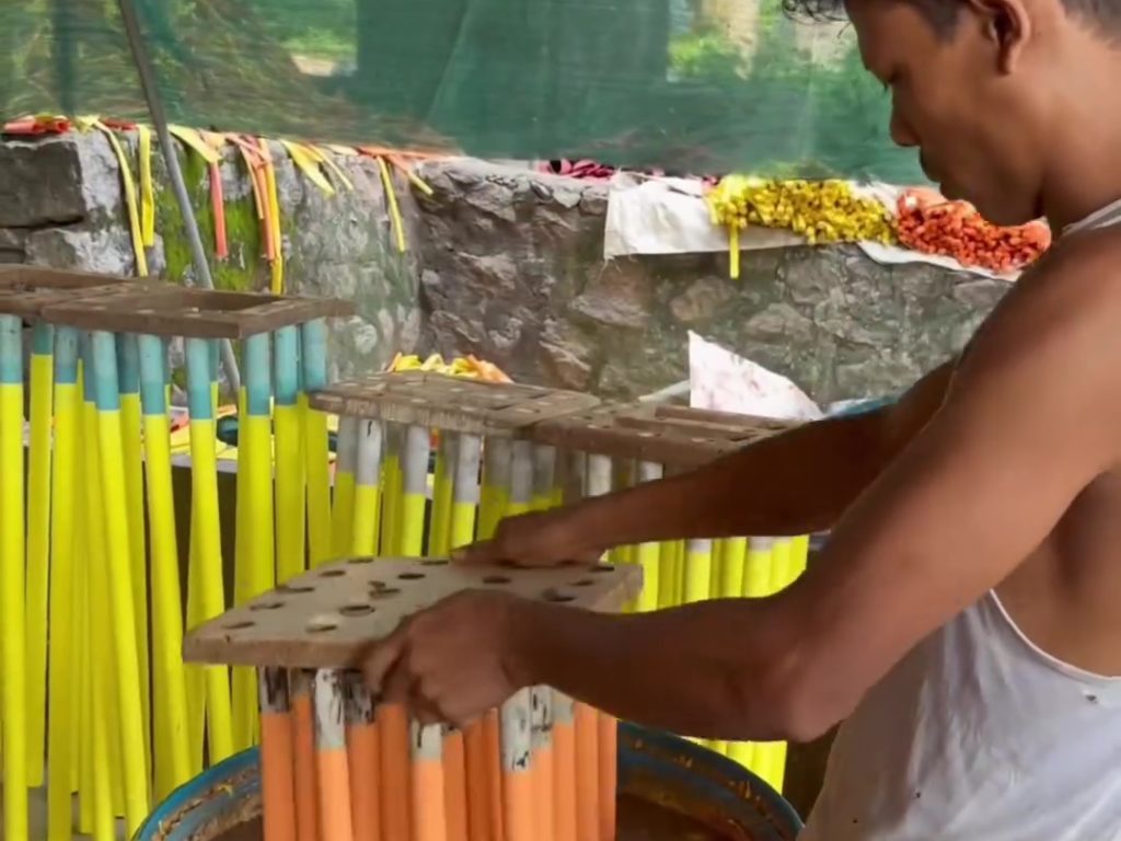 ¿Cómo se hacen las bandas elásticas? El vídeo de la producción se vuelve viral