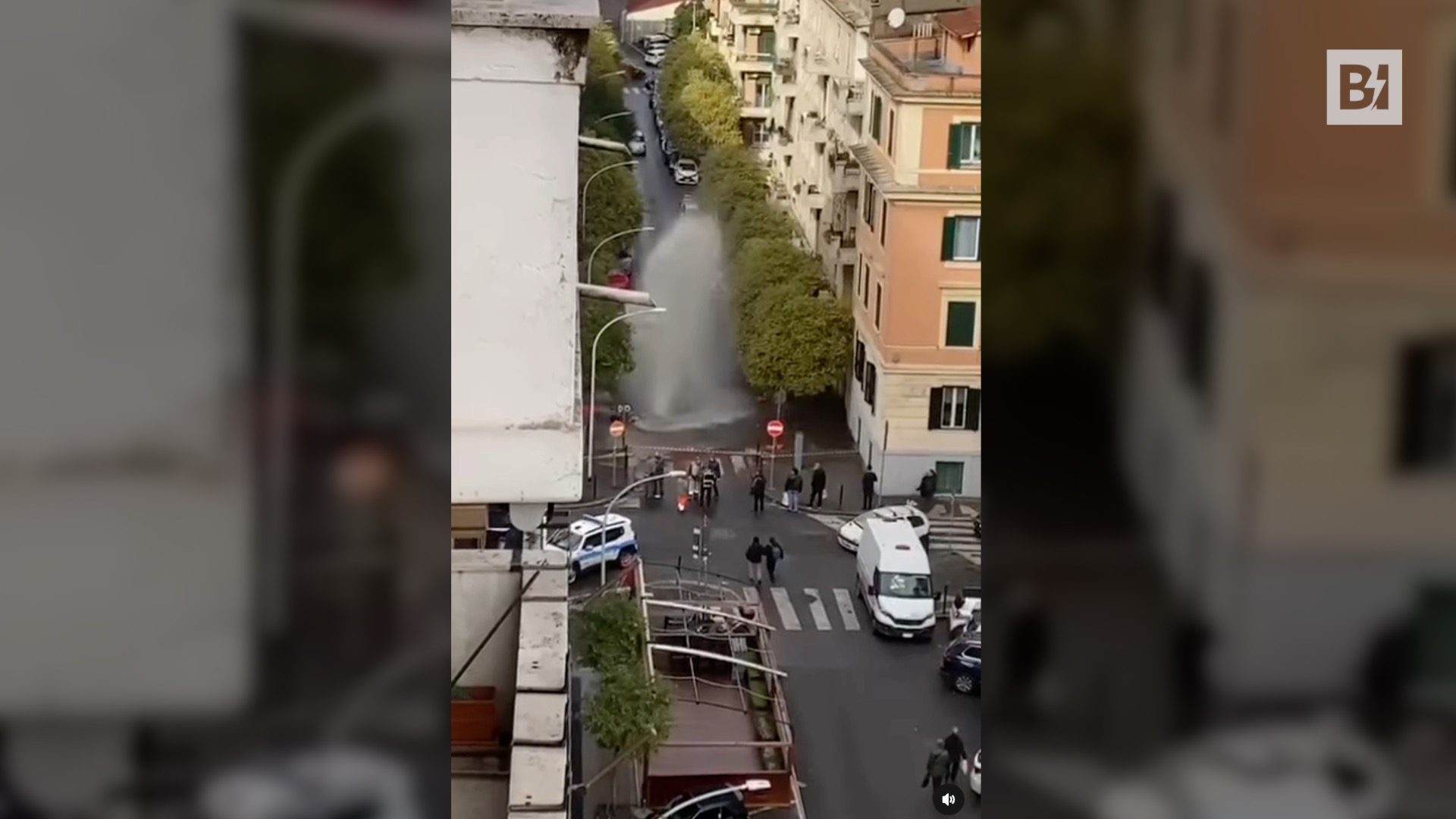Esplode tubatura a Roma, “geyser” di 10 metri