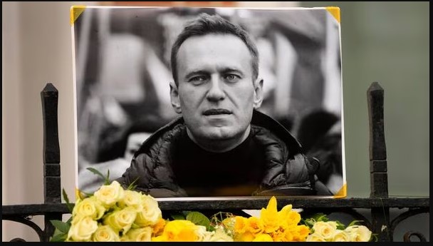 Navalny, Ucrania absuelve a Putin: "No lo mató, así murió"