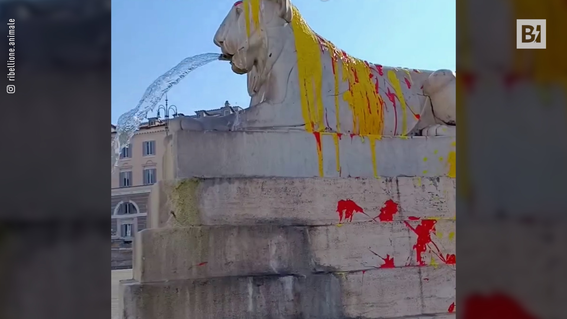 Roma, la fuente del león en la Piazza del Popolo ha sido profanada…