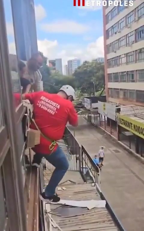 Choques de teleférico durante curso de rescate: video impactante