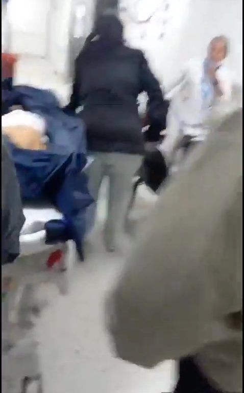 Joven que se creía muerta despierta en una bolsa de la morgue: impactante video