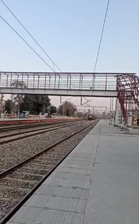 Un tren de mercancías fantasma recorre sin conductor 70 kilómetros a más de 100 km/h