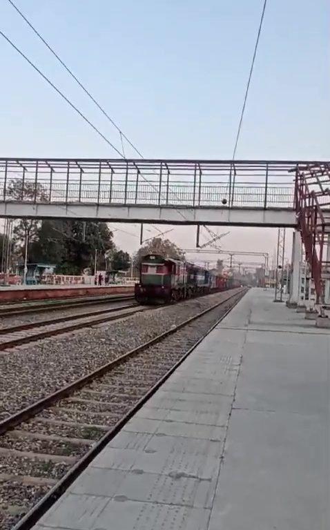 Un train de marchandises fantôme roule sans chauffeur sur 70 km à plus de 100 km/h