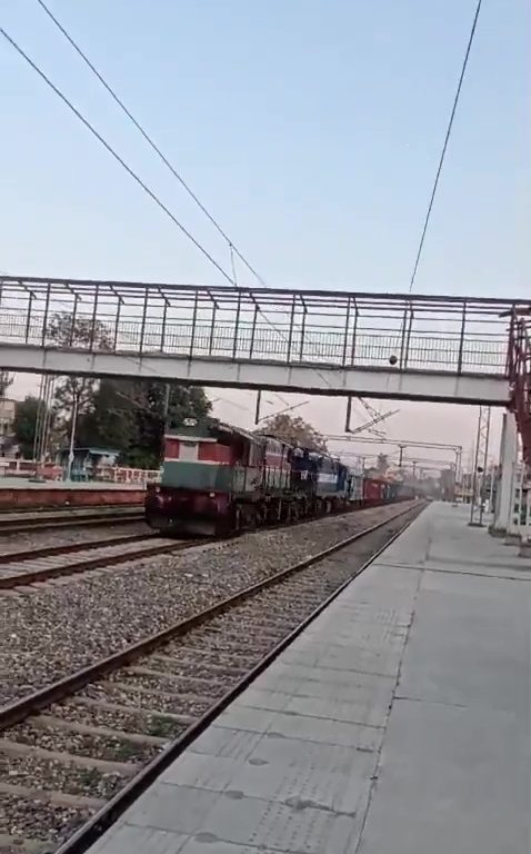 Un train de marchandises fantôme roule sans chauffeur sur 70 km à plus de 100 km/h