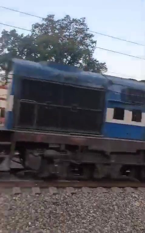 Un tren de mercancías fantasma recorre sin conductor 70 kilómetros a más de 100 km/h