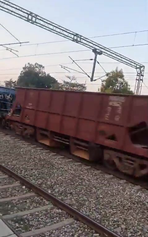 Treno merci fantasma, per 70 km sfreccia senza conducente a oltre 100 km/h