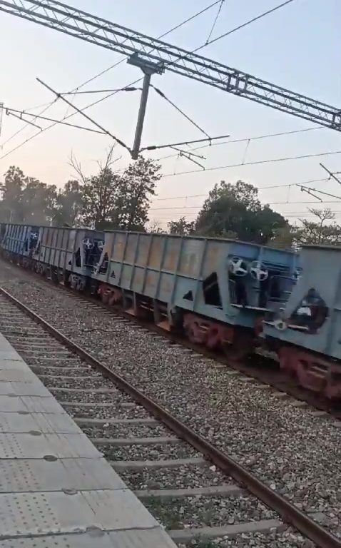 Un train de marchandises fantôme roule sans chauffeur sur 70 km à plus de 100 km/h