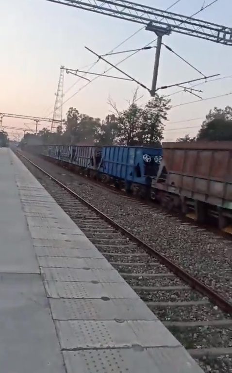 Un train de marchandises fantôme roule sans chauffeur sur 70 km à plus de 100 km/h