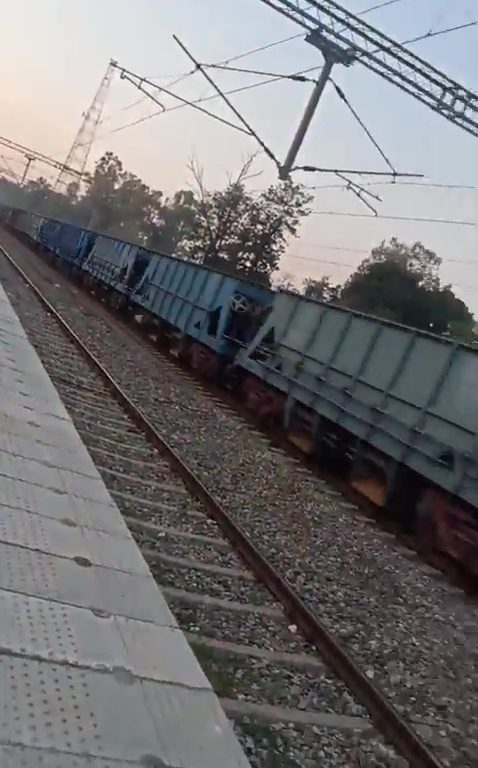 Un train de marchandises fantôme roule sans chauffeur sur 70 km à plus de 100 km/h