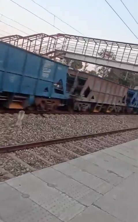 Un tren de mercancías fantasma recorre sin conductor 70 kilómetros a más de 100 km/h