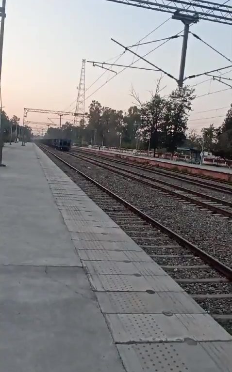 Treno merci fantasma, per 70 km sfreccia senza conducente a oltre 100 km/h