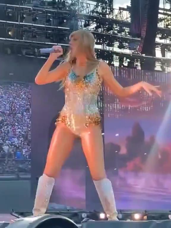 Shane Lynch de Boyzone acusa a Taylor Swift de realizar rituales satánicos en conciertos