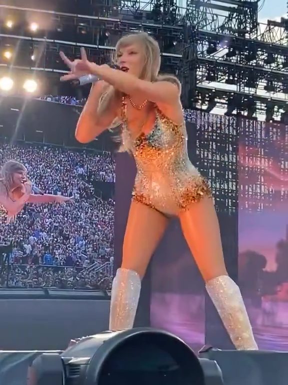 Shane Lynch de Boyzone acusa a Taylor Swift de realizar rituales satánicos en conciertos