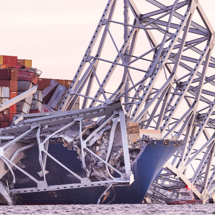 Colapso del puente de Baltimore, el combustible del barco se ensució con algas en el barco