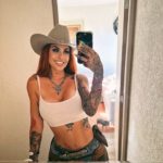 Influencer amante degli animali muore dopo intervento di liposuzione