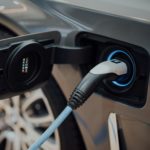 Studio shock, veicoli elettrici più inquinanti quando frenano o si muovono
