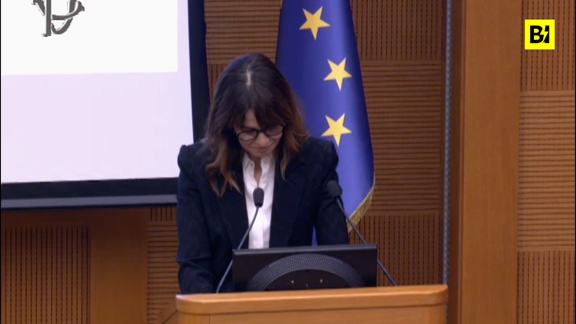 Violenza sulle donne, l’appello di Paola Cortellesi alla…