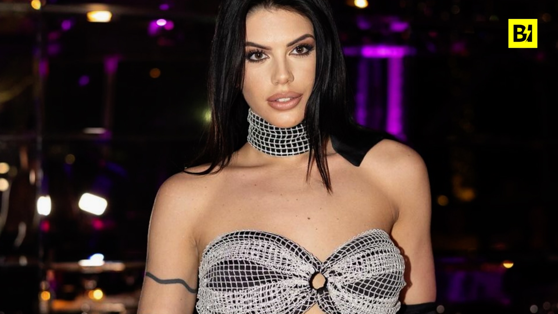 Antonella Fiordelisi festeggia 26 anni: il look è…