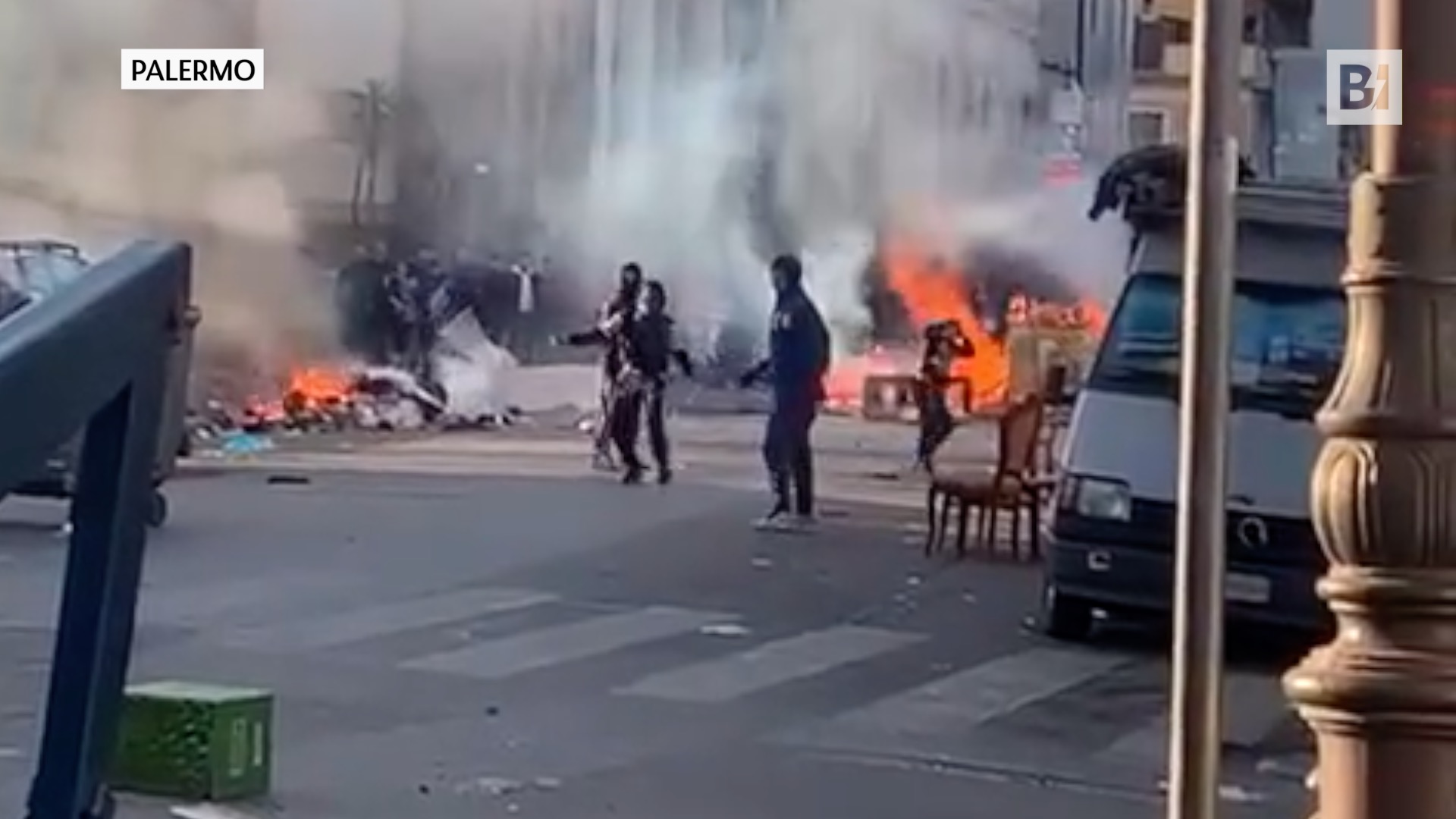 Vampe di San Giuseppe, sassaiole e lanci di…