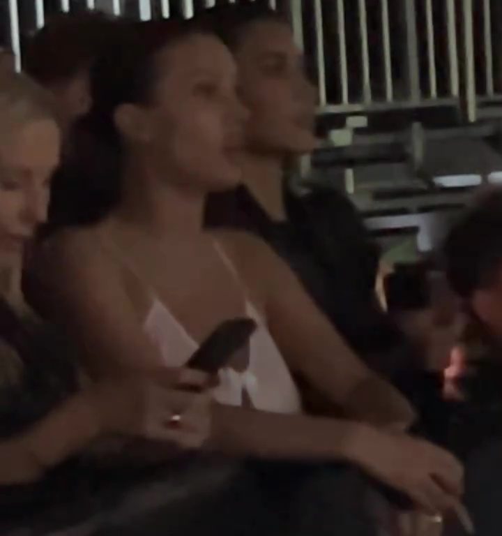 Kim Kardashian y Bianca Censori juntas en el concierto de Kanye West