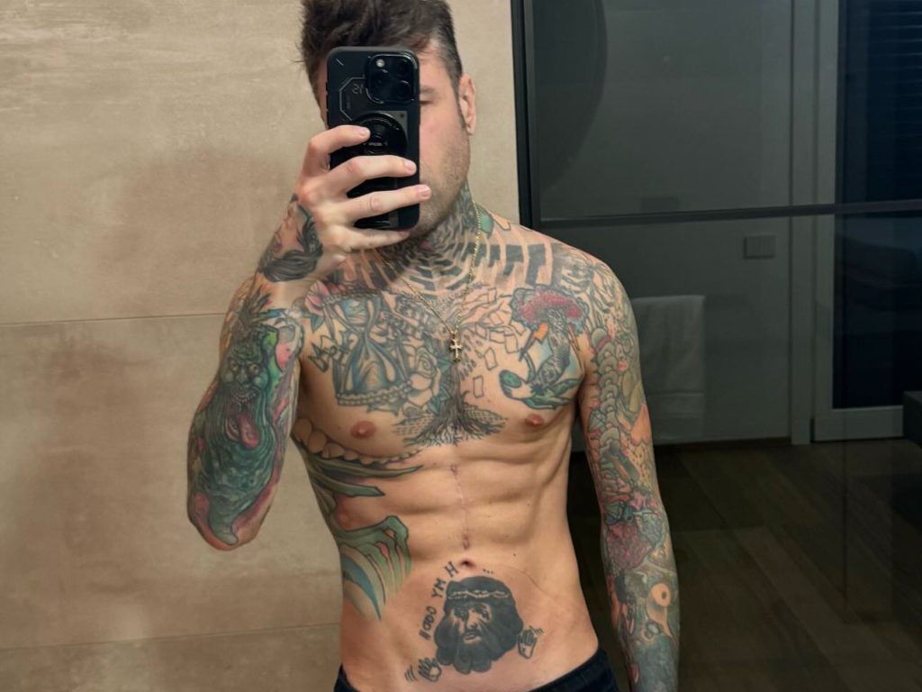 Fedez porta i figli a Miami ma lo fa in "low cost": frecciata a Chiara?