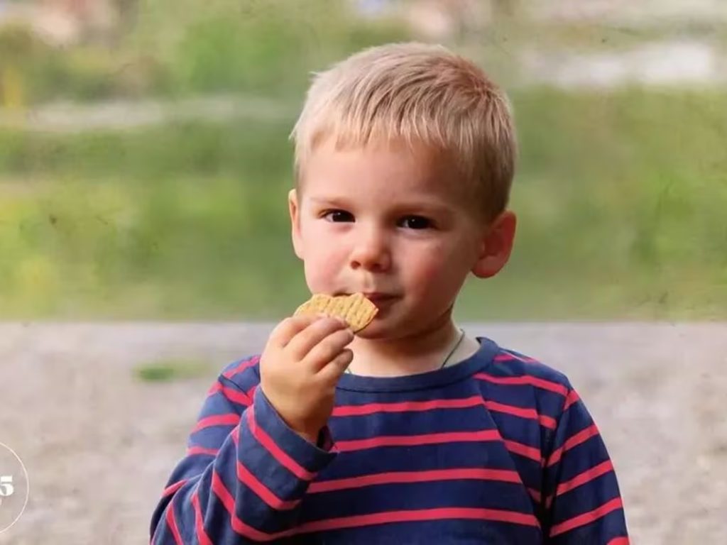 Kind von Wölfen in Stücke gerissen: Die neueste Hypothese über den toten kleinen Jungen in den Alpen