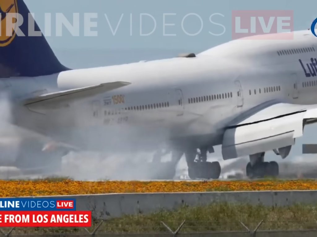 Un avion rebondit sur la piste lors de l'atterrissage : terreur à bord